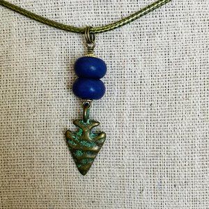 Artisan Antiqued Brass Arrow Spear Point Purple Howlite Pendant Rope Necklace 17